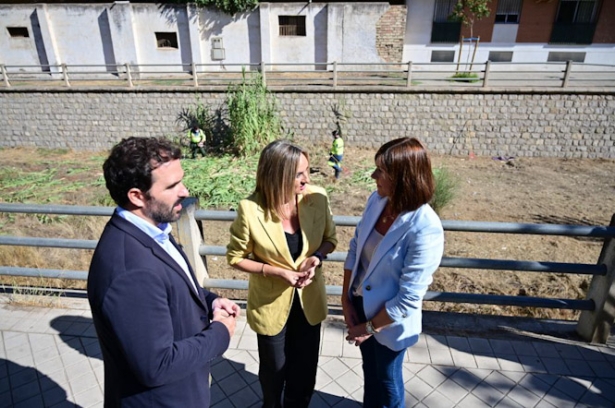 Visita a las tareas de desbroce del Río Monachil (AYUNTAMIENTO DE GRANADA) Visita a las tareas de desbroce del Río Monachil (AYUNTAMIENTO DE GRANADA)