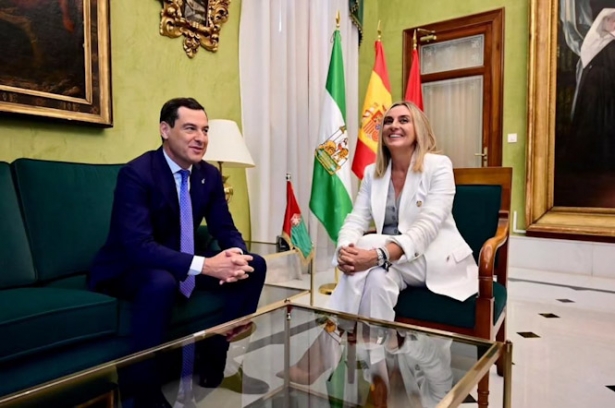 Visita de Juanma Moreno al Ayuntamiento de Granada (AYTO. GRANADA l Visita de Juanma Moreno al Ayuntamiento de Granada (AYTO. GRANADA l