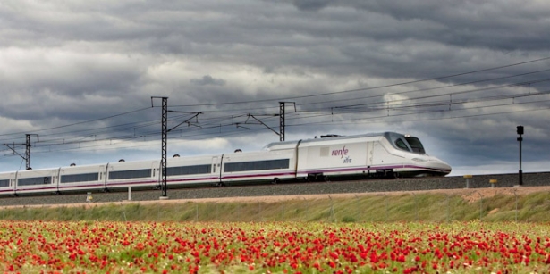 Ave Granada. (RENFE)