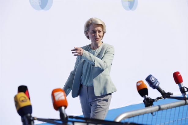 La presidenta de la Comisión Europea, Ursula von der Leyen (ÁLEX CÁMARA / EUROPA PRESS)
