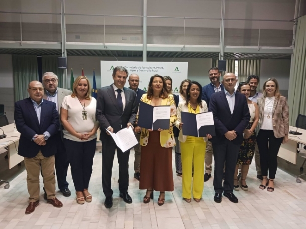 Acuerdo entre Endesa y la Consejería de Agricultura mediante el que se comprometen a aunar esfuerzos a fin de desarrollar proyectos de adaptación de las líneas eléctricas (ENDESA)