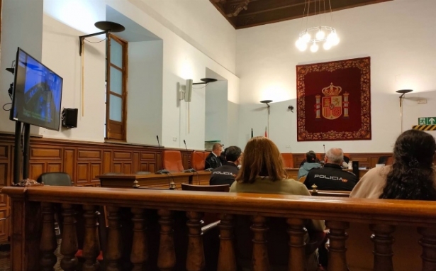 Inicio del juicio con jurado popular contra un acusado de dejar morir a su hermano en un cortijo de Órgiva, el pasado lunes (EUROPA PRESS)