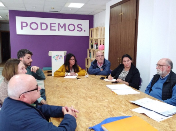 Reunión de Martina Velarde con Granada por el Tren (SUMAR) Reunión de Martina Velarde con Granada por el Tren (SUMAR)