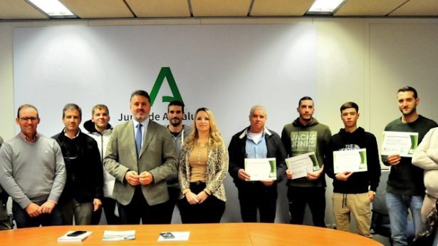 Clausura de la escuela de piñeros (JUNTA)
