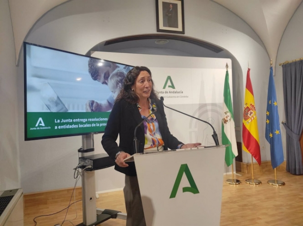 La consejera de Inclusión Social, Juventud, Familias e Igualdad de la Junta de Andalucía, Loles López (EUROPA PRESS) La consejera de Inclusión Social, Juventud, Familias e Igualdad de la Junta de Andalucía, Loles López (EUROPA PRESS)
