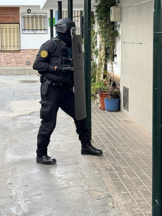 Agente de la Guardia Civil (GUARDIA CIVIL) Agente de la Guardia Civil (GUARDIA CIVIL)