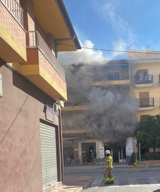 Asador de pollos donde ha sido el incendio Asador de pollos donde ha sido el incendio