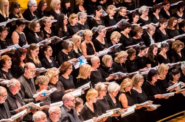 Uno de los conciertos de El Mesías participativo organizados por la Fundación `la Caixa`. Archivo (GARCÍA, Máximo) Uno de los conciertos de El Mesías participativo organizados por la Fundación `la Caixa`. Archivo (GARCÍA, Máximo)