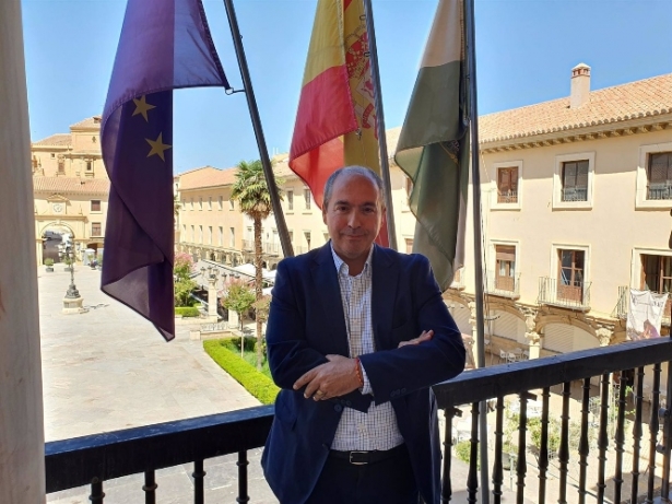 El delegado territorial de Economía, Hacienda, Fondos Europeos, Industria, Energía y Minas en Granada, Gumersindo Fernández (AYTO. GUADIX) El delegado territorial de Economía, Hacienda, Fondos Europeos, Industria, Energía y Minas en Granada, Gumersindo Fernández (AYTO. GUADIX)