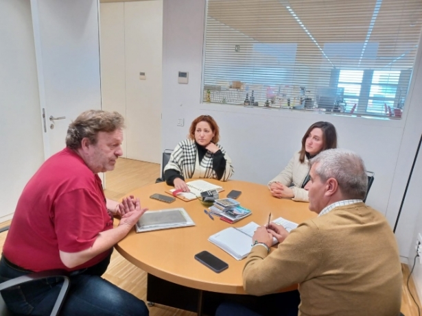 Imagen de la reunión (IU)