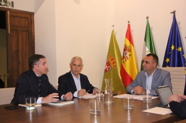 Imagen de la reunión (FAECA)
