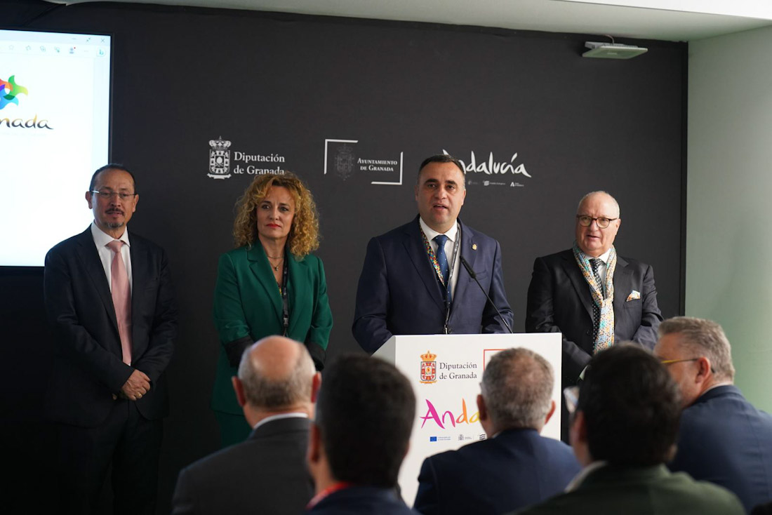 Presentación de los datos turísticos de la provincia en FITUR (DIPGRA)
