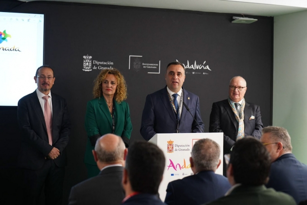 Presentación de los datos turísticos de la provincia en FITUR (DIPGRA)