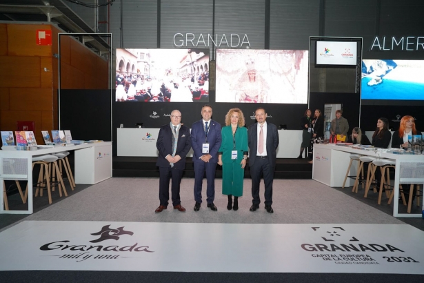 Presentación de los datos turísticos de la provincia en FITUR (DIPGRA)