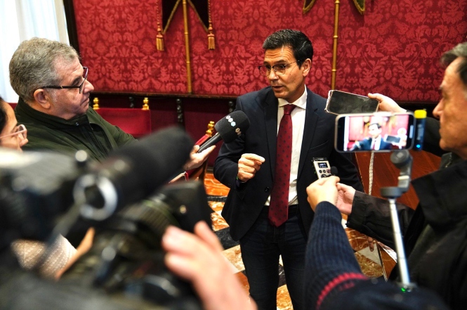 (PSOE)