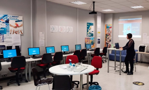 Centro Guadalinfo, en imagen de archivo (DIPUTACIÓN DE GRANADA)