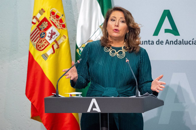 La consejera de Agricultura, Pesca, Agua y Desarrollo Rural, Carmen Crespo durante la rueda de prensa posterior al Consejo de Gobierno andaluz en el Palacio de San Telmo. A 29 de enero del 2024 (FRANCISCO J. OLMO - EUROPA PRESS)