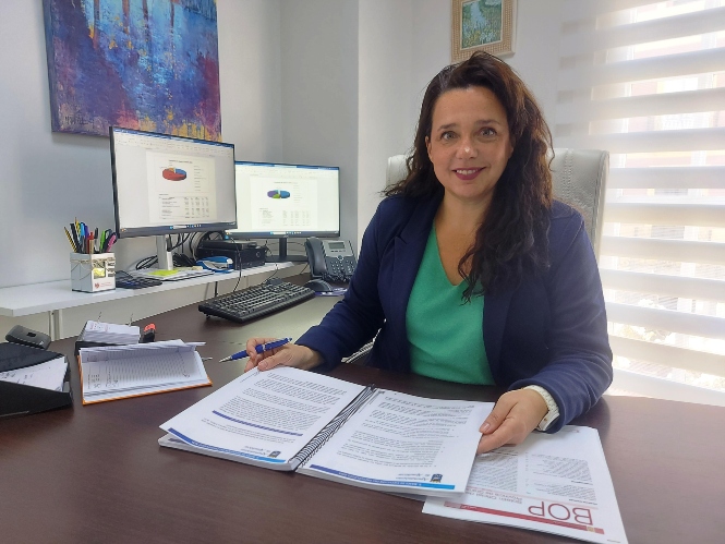 La concejala de Hacienda en el Ayuntamiento de Almuñécar, Beatriz González Orce (AYTO. ALMUÑÉCAR)