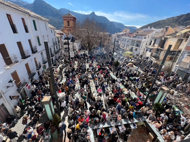 (AYUNTAMIENTO GÜEJAR SIERRA) (AYUNTAMIENTO GÜEJAR SIERRA)