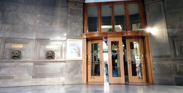 Oficina de Correos (CORREOS)