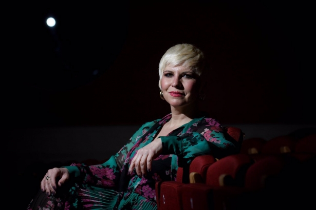 La cantante Pasión Vega posa durante una entrevista para Europa Press, en el Teatro Albéniz, a 5 de marzo de 2024, en Madrid (FERNANDO SÁNCHEZ - EUROPA PRESS)