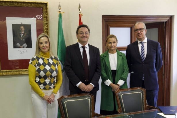 Pedro Javier Jiménez Lafuente (derecha) en la última visita del fiscal general del Estado, Álvaro García Ortiz (ÁLEX CÁMARA / EUROPA PRESS) Pedro Javier Jiménez Lafuente (derecha) en la última visita del fiscal general del Estado, Álvaro García Ortiz (ÁLEX CÁMARA / EUROPA PRESS)