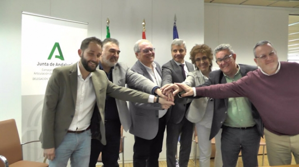 Un nuevo servicio de autobuses nocturno unirá Santa Fe, Chauchina, Cijuela y Láchar con Granada (JUNTA DE ANDALUCÍA) Un nuevo servicio de autobuses nocturno unirá Santa Fe, Chauchina, Cijuela y Láchar con Granada (JUNTA DE ANDALUCÍA)