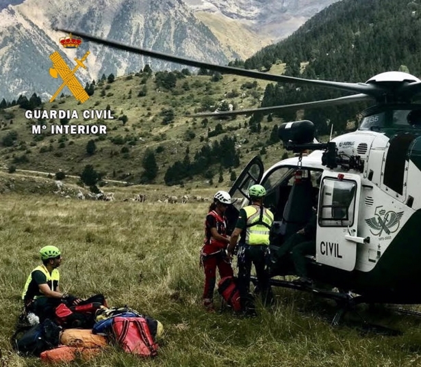 Imagen de archivo de un rescate de la Guardia Civil. (GUARDIA CIVIL) Imagen de archivo de un rescate de la Guardia Civil. (GUARDIA CIVIL)