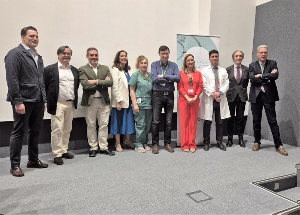Acto de entrega de la certificación Quantum al Hospital Clínico San Cecilio (JUNTA DE ANDALUCÍA) Acto de entrega de la certificación Quantum al Hospital Clínico San Cecilio (JUNTA DE ANDALUCÍA)