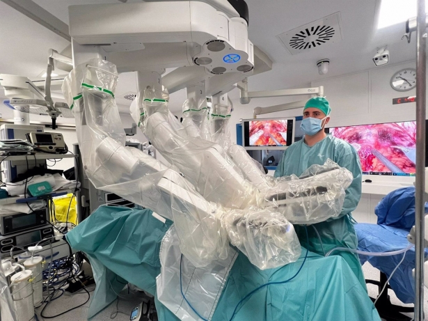 Intervención robótica de cáncer de próstata (JUNTA DE ANDALUCÍA) Intervención robótica de cáncer de próstata (JUNTA DE ANDALUCÍA)
