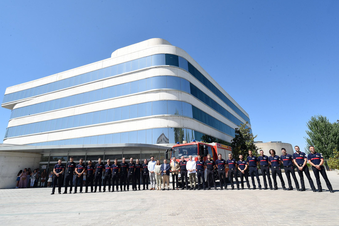 Toma de posesión de los nuevos bomberos (DIPGRA)
