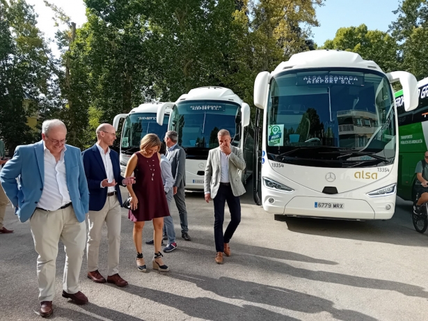 Presentación de los nuevos autobuses (JUNTA) Presentación de los nuevos autobuses (JUNTA)