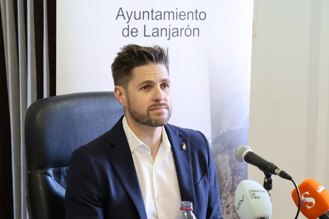Eric Escobedo (JOSÉ ANDRÉS FERNÁNDEZ)