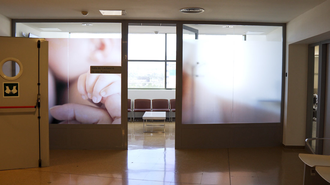 Nueva sala de amamantamiento (HUSC)