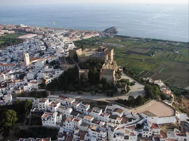 Vistas de Salobreña (Granada) en imagen de archivo (AYUNTAMIENTO DE SALOBREÑA) Vistas de Salobreña (Granada) en imagen de archivo (AYUNTAMIENTO DE SALOBREÑA)