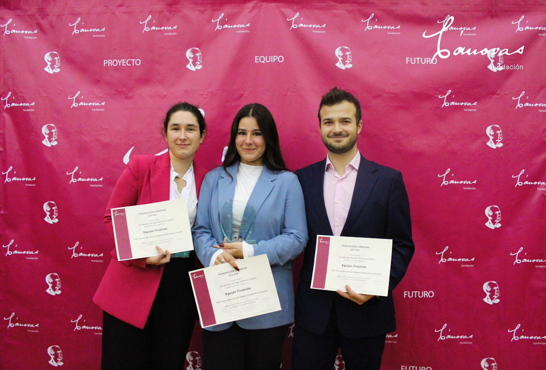 Equipo de debate universitario 