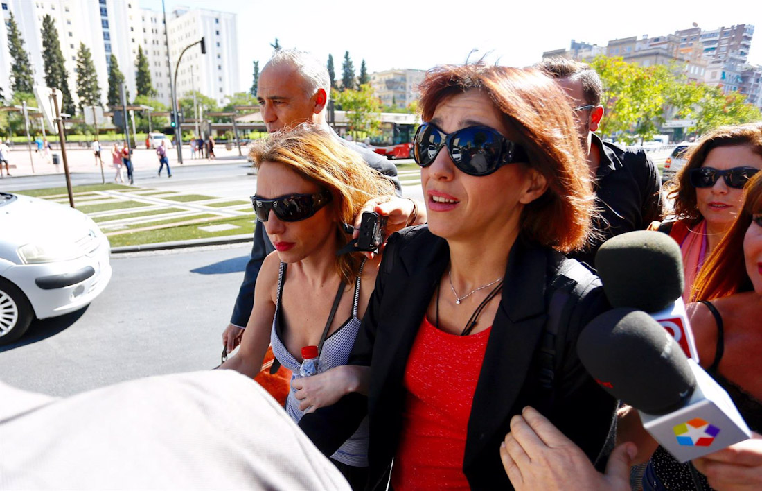 Juana Rivas, a su llegada a los juzgados de Granada en 2017 (EUROPA PRESS)