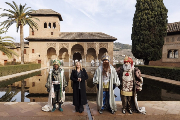 Visita esta mañana de los Reyes Magos a la Alhambra (ALEX CAMARA / EUROPA PRESS) Visita esta mañana de los Reyes Magos a la Alhambra (ALEX CAMARA / EUROPA PRESS)