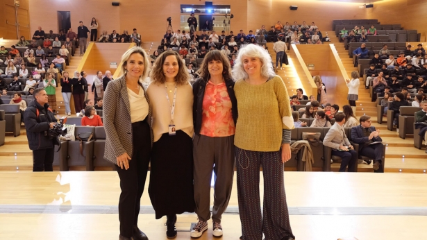 Expertas participantes en el encuentro (PARQUE DE LAS CIENCIAS)