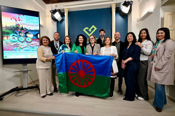 Presentación de las actividades por el día del pueblo gitano (DIPGRA)