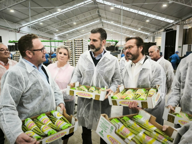 Visita del Consejero a Cosafra (JUNTA)