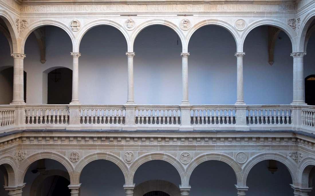 Rectorado de la Universidad de Granada (UNIVERSIDAD DE GRANADA)
