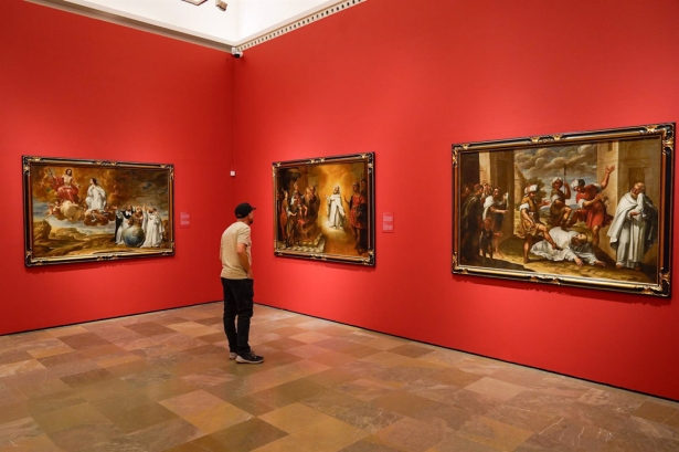 Imagen de archivo de la exposición `José Risueño y los Mercedarios Descalzos: la restauración del ciclo pictórico del Convento de Belén` en el Museo de Bellas Artes (ARSENIO ZURITA - EUROPA PRESS)