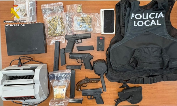 (GUARDIA CIVIL)