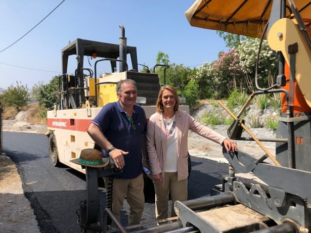Antonio Escámez junto a la alcaldesa Luisa García Chamorro (AYTO. MOTRIL) Antonio Escámez junto a la alcaldesa Luisa García Chamorro (AYTO. MOTRIL)