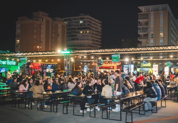 Ambiente de The Champions Burger Smash Edition en Granada Ambiente de The Champions Burger Smash Edition en Granada