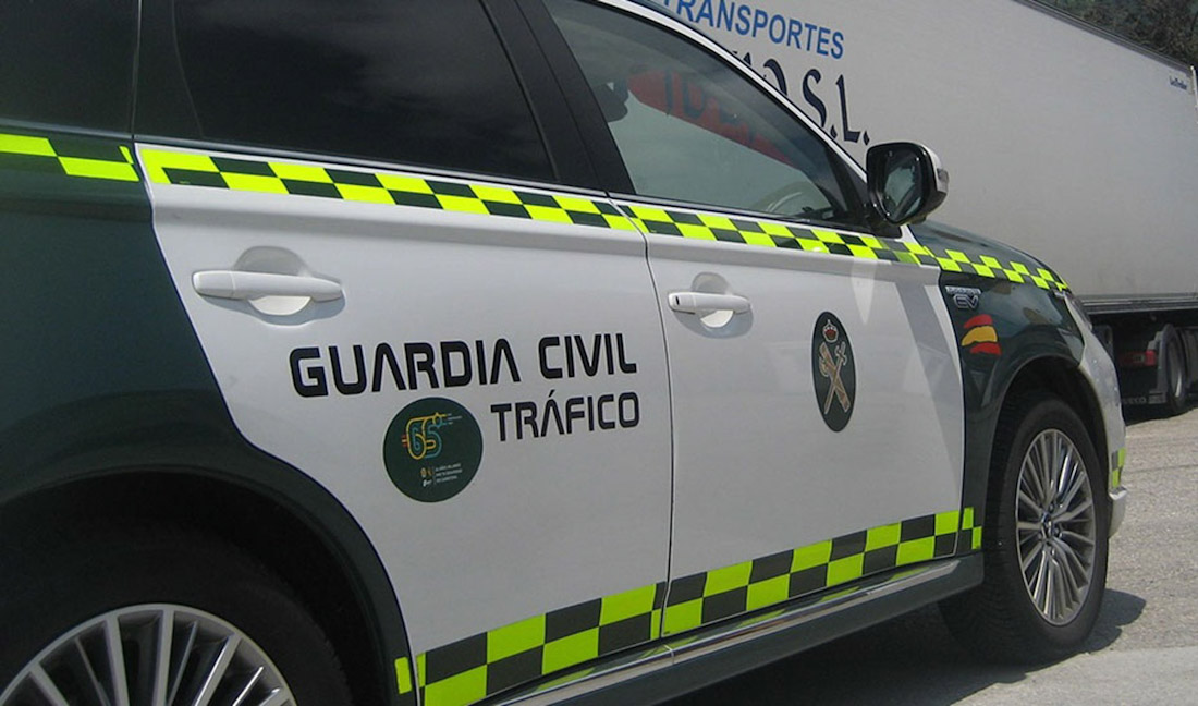 Vehículo de la Guardia Civil de Tráfico. (GUARDIA CIVIL)