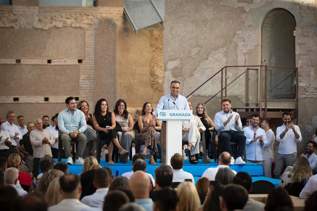 El presidente del PP de Granada, Francis Rodríguez, durante su intervención en el inicio del curso político (PP GRANADA)