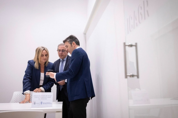 Inauguración de la oficina jurídica para asesorar en ocupación ilegal (AYTO. GRANADA) Inauguración de la oficina jurídica para asesorar en ocupación ilegal (AYTO. GRANADA)