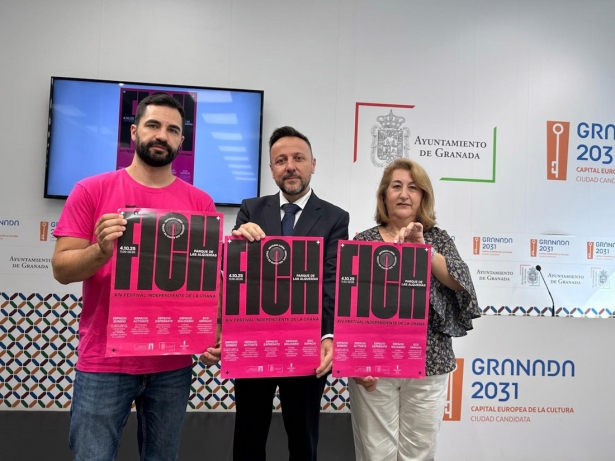 El concejal de Participación Ciudadana de Granada, Francisco Almohalla, en el centro en la imagen, ha participado en la presentación del FICH 2025 (AYUNTAMIENTO) El concejal de Participación Ciudadana de Granada, Francisco Almohalla, en el centro en la imagen, ha participado en la presentación del FICH 2025 (AYUNTAMIENTO)